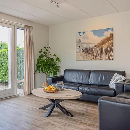3 Bedroom Lovely In * 노르트베이크