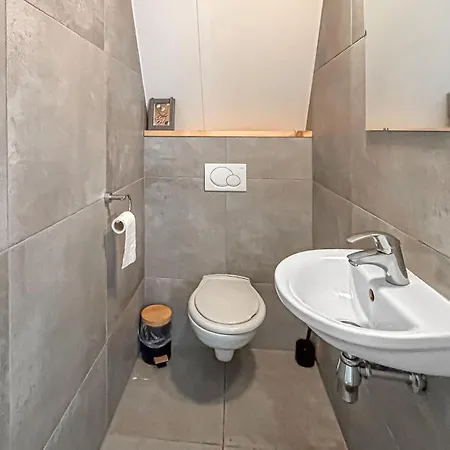 3 Bedroom Lovely In 펜션 노르트베이크